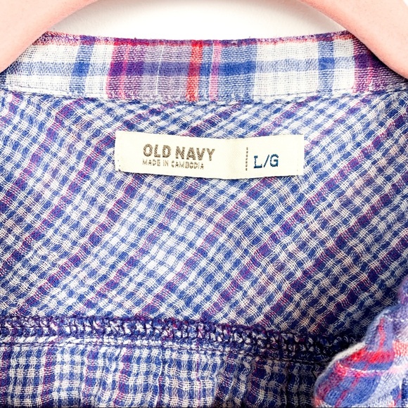 Old Navy Long Sleeve Plaid Button-Up - Picture 9 of 9